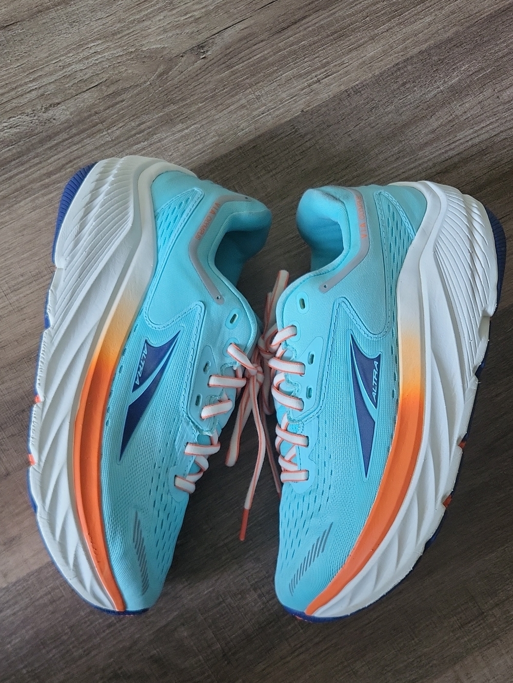 Altra Women's Aqua & Orange Road Running Shoes